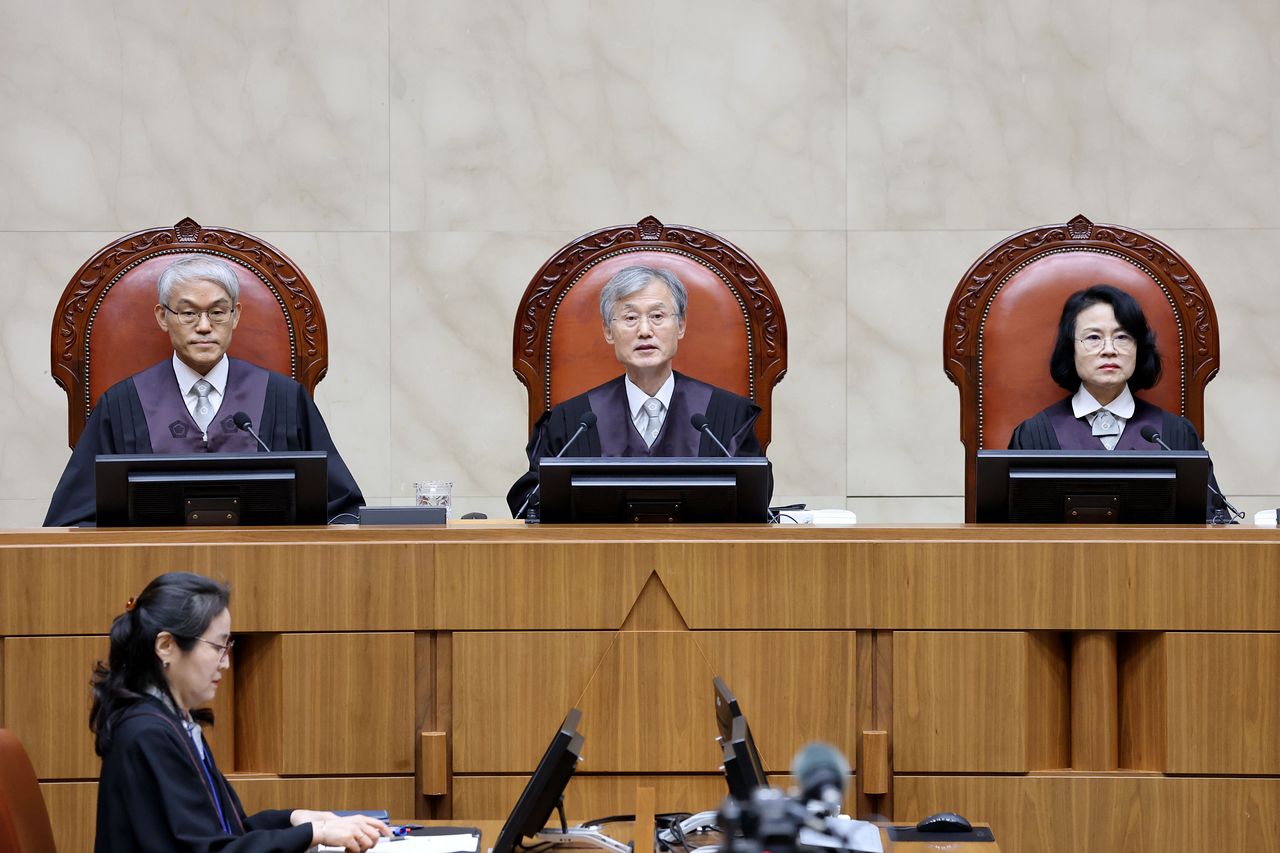 조희대 대법원장이 29일 오후 서울 서초구 대법원에서 열린 전원합의체 선고기일에 참석해 발언하고 있다. 뉴스1