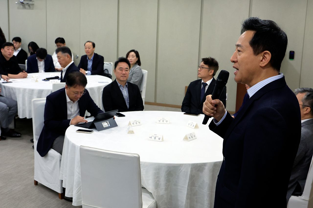 오세훈 서울시장이 30일 오전 서울시 중구 서울시청 간담회장에서 열린 국민의힘 서울특별시당-서울시 당정협의회에서 인사말을 하고 있다. 뉴스1