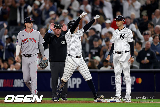 [사진] 뉴욕 양키스 벤 라이스가 7회 무사 만루에서 1타점 우전 적시타를 친 뒤 환호하고 있다. ⓒGettyimages(무단전재 및 재배포 금지)