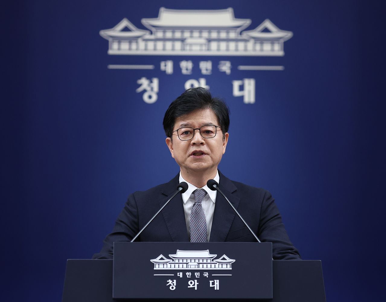 성기홍 홍보수석. 연합뉴스