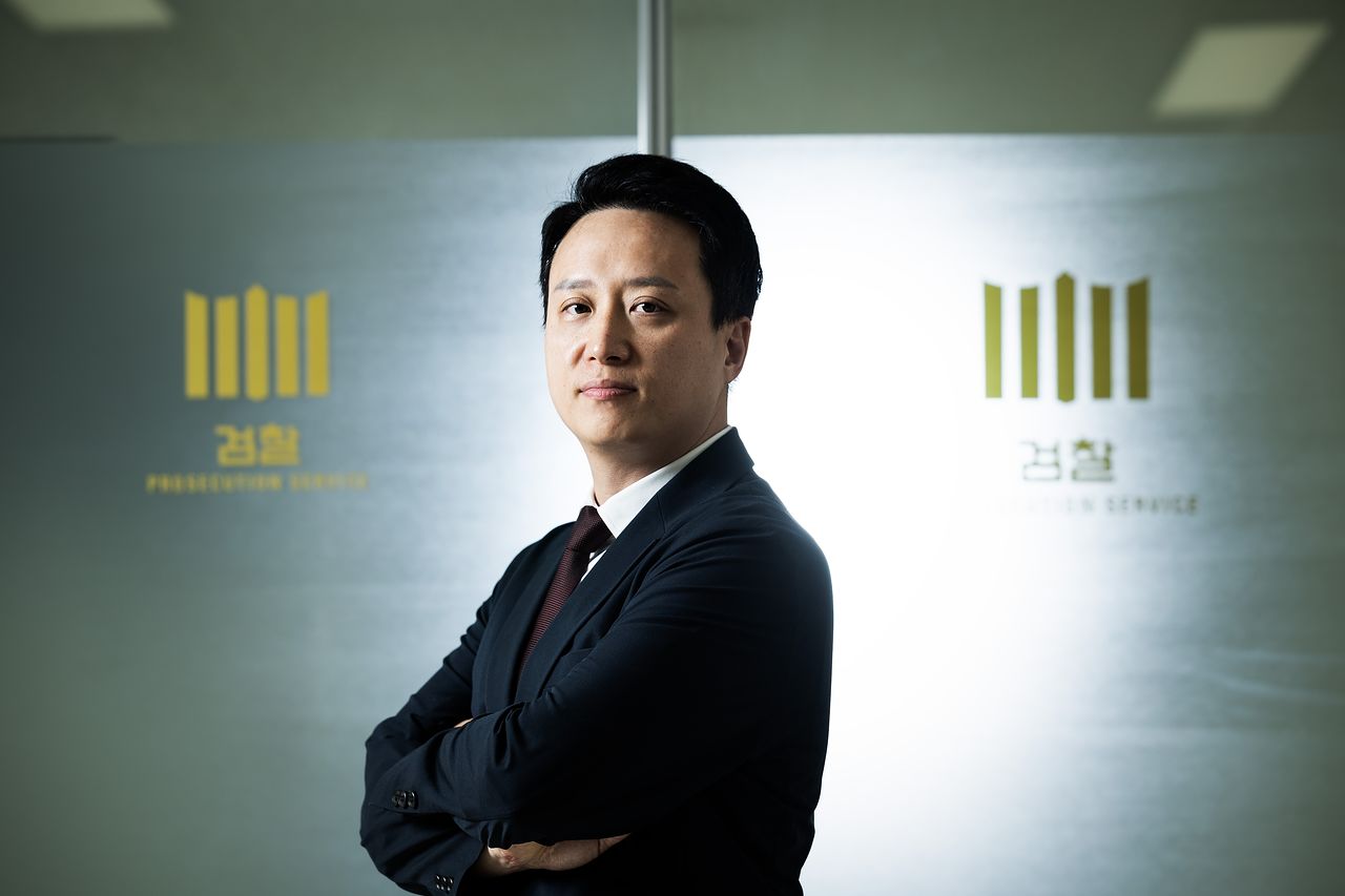 박성현 중앙지검 정보기술범죄수사부 검사가 30일 서울중앙지방검찰청에서 중앙일보와 인터뷰했다. 오는 2일부터 박 검사는 공소청 소속 검사가 된다. 우상조 기자 