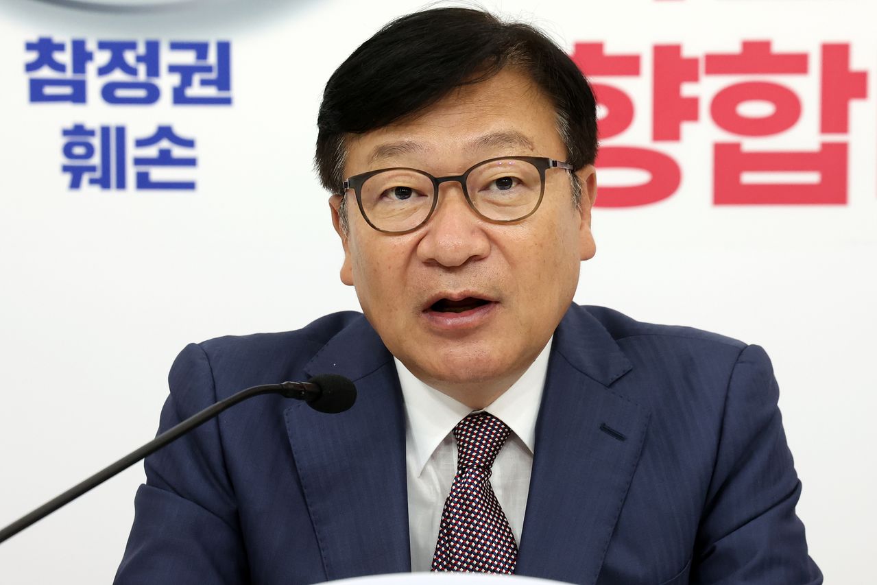 정점식 국민의힘 원내대표가 30일 오후 서울 여의도 국회에서 열린 비무장지대(DMZ) 지뢰 폭발 사고 등 현안 관련 기자간담회에서 발언을 하고 있다. 뉴스1