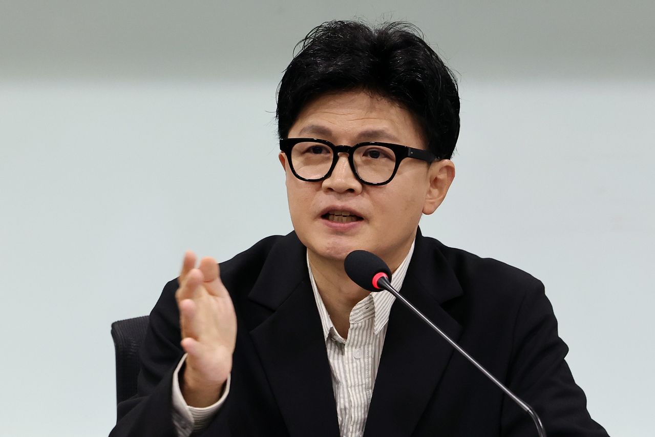 한동훈 무소속 의원이 지난 1일 오전 서울 여의도 국회 의원회관에서 열린 '개정 형사소송법 시행 D-1 토론회'에서 개회사를 하고 있다. 뉴스1