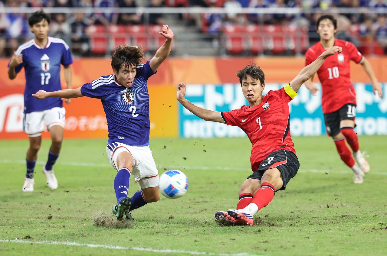 3일 일본 아이치현 도요타 스타디움에서 열린 2026 아이치·나고야 아시안게임 축구 결승전 대한민국과 일본의 경기, 대한민국 엄지성이 골을 넣고 있다. 뉴스1