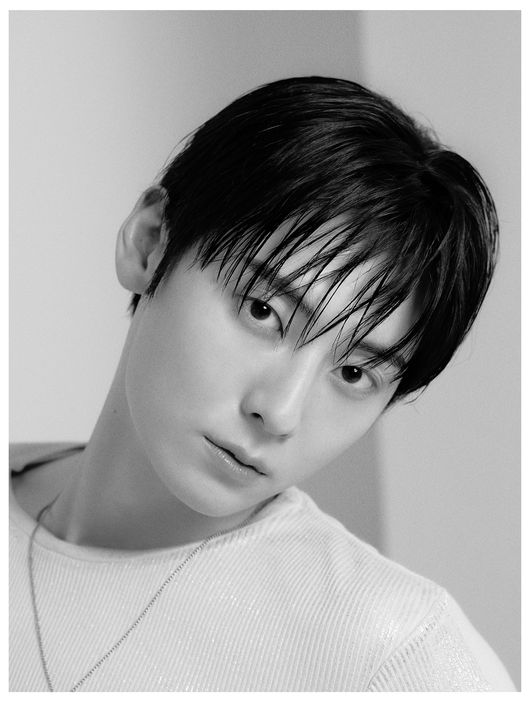 Hwang Minhyun