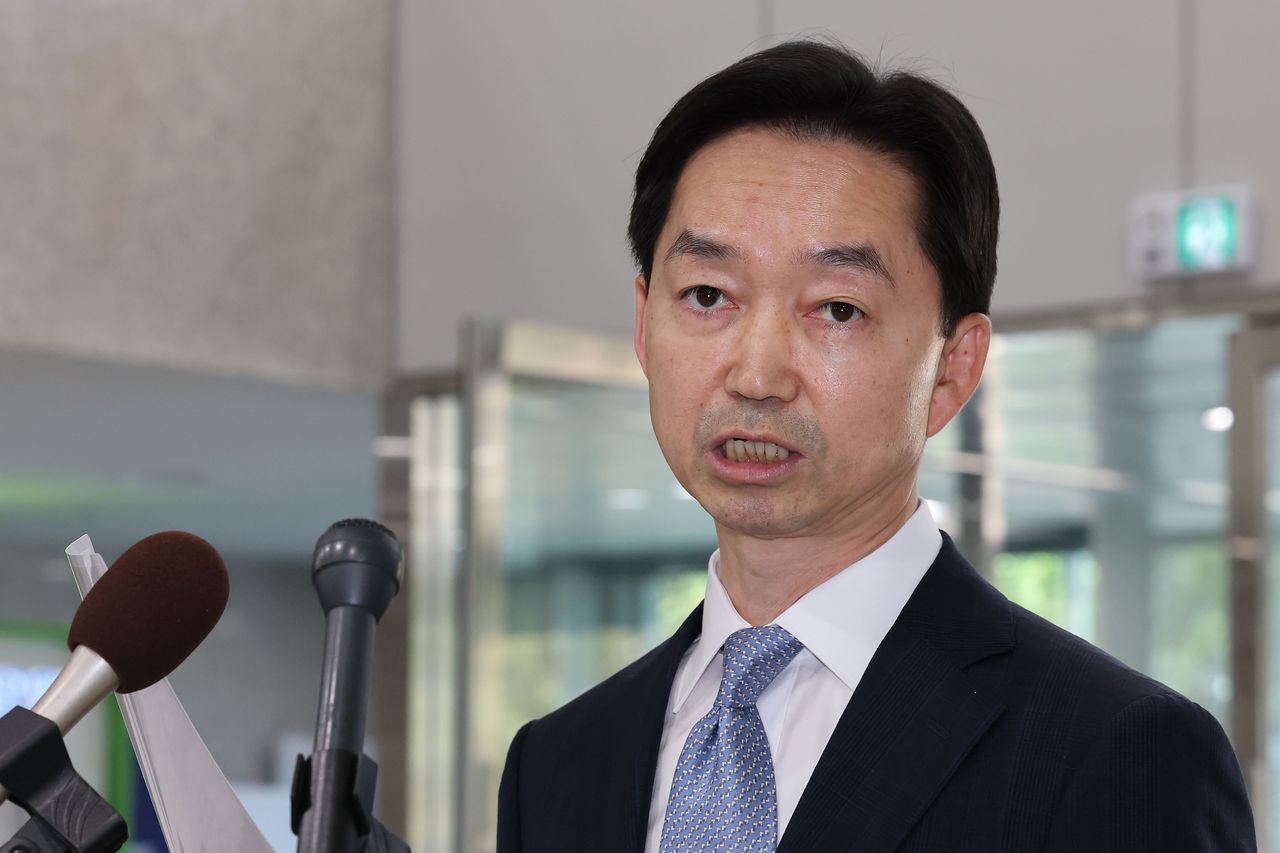 김지용 중대범죄수사청장 후보자가 중수청이 개청한 2일 오후 서울 종로구 창성동 정부서울청사 별관에서 입장 발표를 하고 있다. 뉴스1