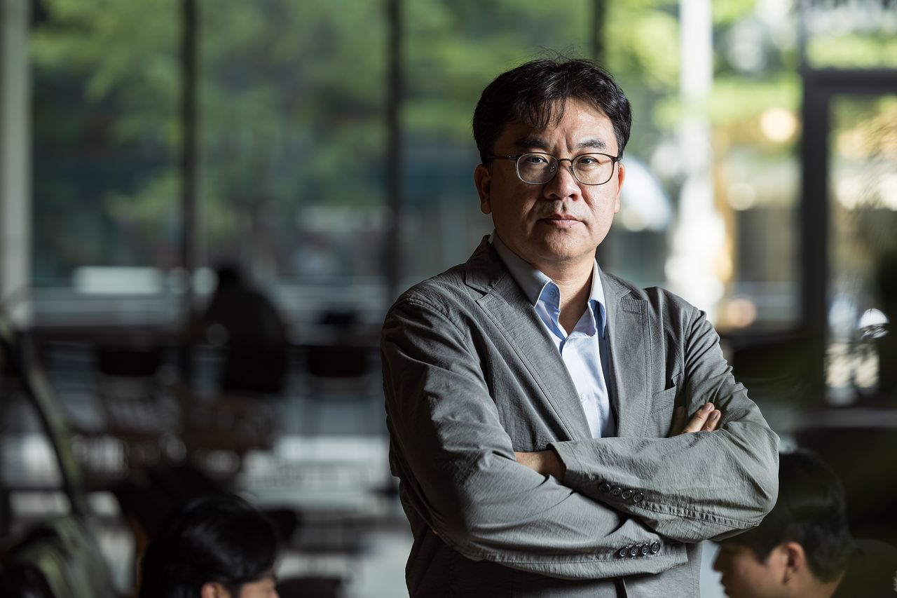 신환종 한국투자증권 고문이 '뉴스 페어링'과 인터뷰했다. 신 고문은 국제 정세를 바탕으로 시장을 분석하는 거시경제 전문가로 꼽힌다. 우상조 기자