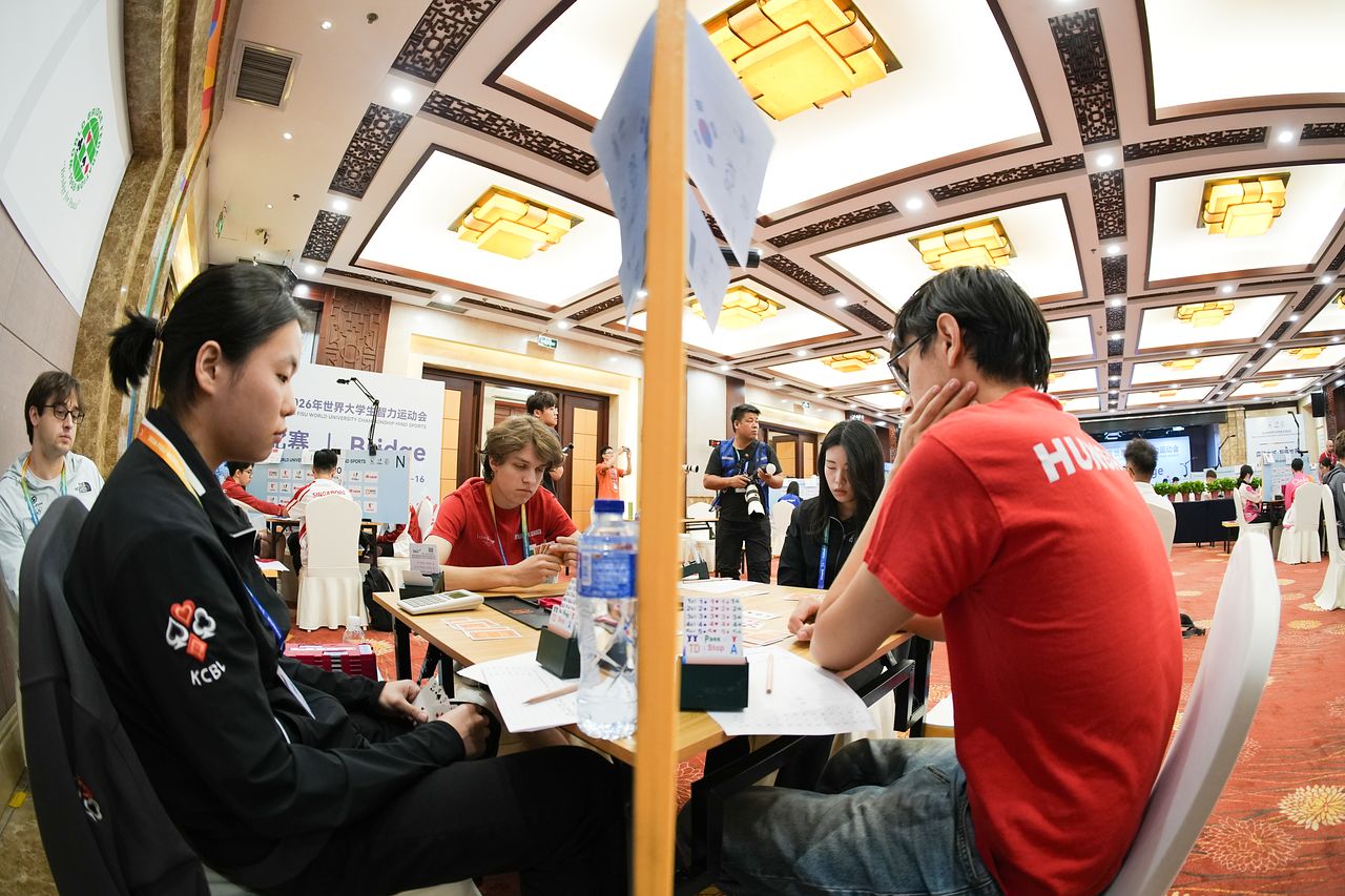 2026 국제대학스포츠연맹(FISU) 세계대학선수권대회 마인드스포츠 대회에서 의기투합한 브리지 대학대표팀. 사진 한국브리지협회