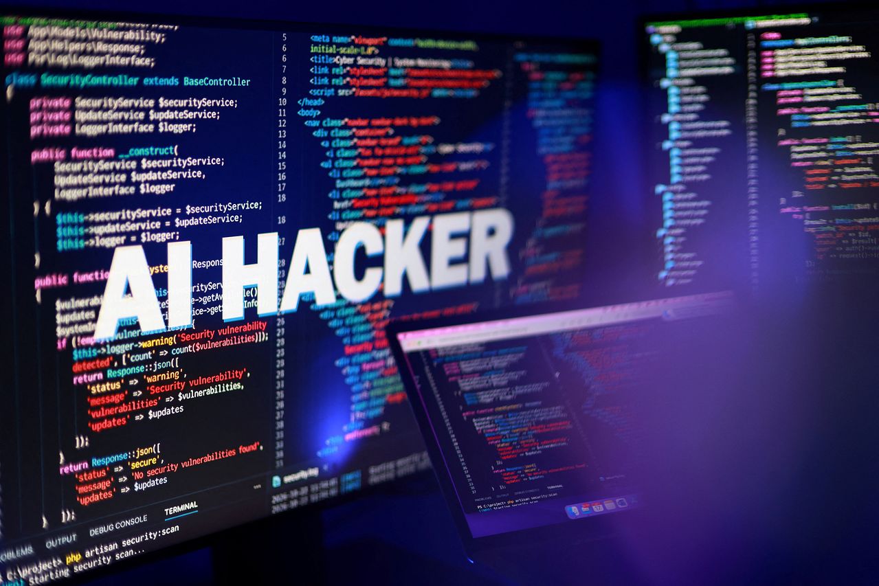  ‘AI 해커’라는 문구와 PHP 코드를 화면에 띄워 제작한 이미지. 로이터=연합뉴스