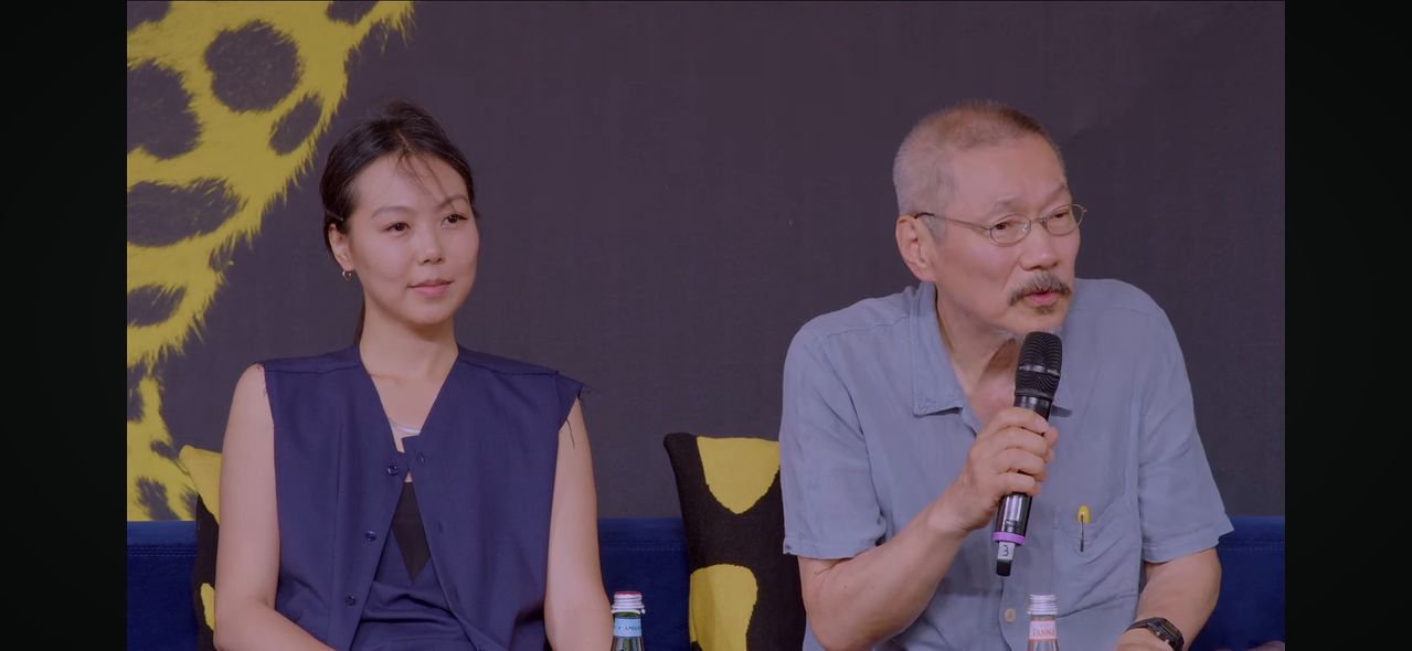지난 8월 제79회 스위스 로카르노영화제에 '눈 둘 데가 없네'로 초청된 홍상수 감독과 배우 김민희가 현지 기자회견 및 관객과의 대화에 참석했다. 사진 로카르노영화제 공식 유튜브 캡처
