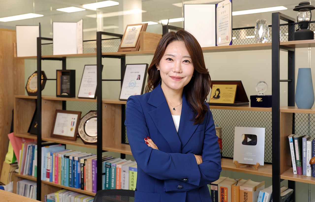 임수정 세무그룹해솔 대표세무사가 지난 9월 22일 중앙일보와 만났다. 그는 2005년 세무사 합격 후 14년간 국세청에서 근무했으며, 서울지방국세청 2·3국 조사반장, 강동세무서 조사과 조사팀장 등을 역임했다. 강정현 기자.