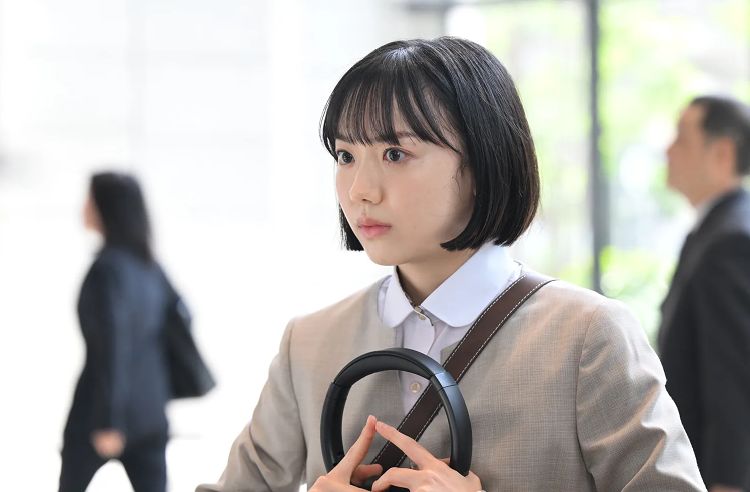'이상한 변호사 미나미'의 아시다 마나는 공개 전부터 박은빈의 닮은꼴로 화제를 모았다. 사진 넷플릭스 제공