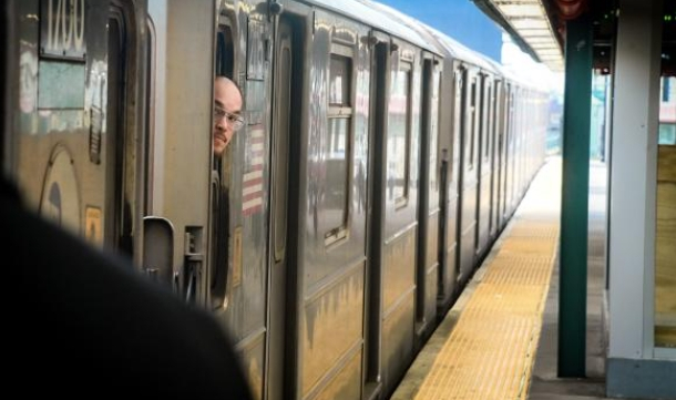 MTA, 보조금 동결에 연방정부 제소