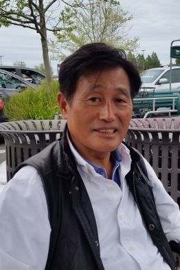 코리아나플라자 유병주대표. 현재 북가주 한인마켓중에서 로컬한인사회는 물론 마켓이 소속된 도시의 커뮤니티를 위한 기부활동을 많이 하는 대표적인 한인 중 한 사람이다.