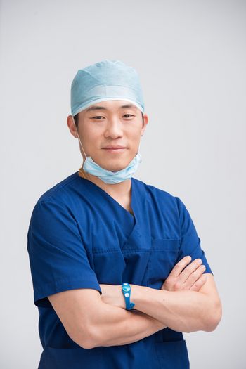 포헤어의원 권오성 대표원장