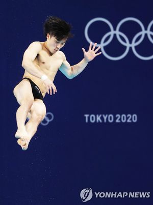 3일 열린 남자 다이빙 3ｍ 스프링보드 결승 경기에 나선 우하람 [연합뉴스] 
