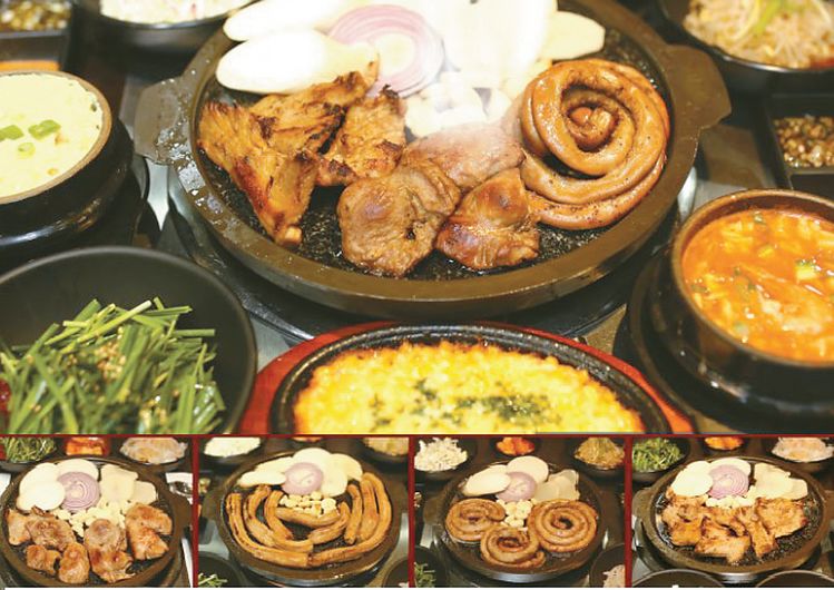 곱창 전문 마장동이 그랜드오픈했다. 곱창, 대창, 막창, 특양중 3가지로 즐기는 콤보가 인기다. 한국에서 초빙한 셰프가 만드는 음식과 소스가 일품이다.