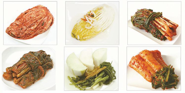 봉화 청량산김치가 LA에 첫선을 보였다. 한방재료를 첨가한 맛있는 김치로 들여오자마자 매진되는 등 큰 인기를 예고했다.