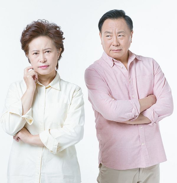 나이가 들면서 화나 짜증 등 감정변화가 심해진다면 이는 치매나 알츠하이머 등 건강상 문제와 연결돼 있을 수 있으므로 주치의와 상담을 해보는 것이 필요하다.