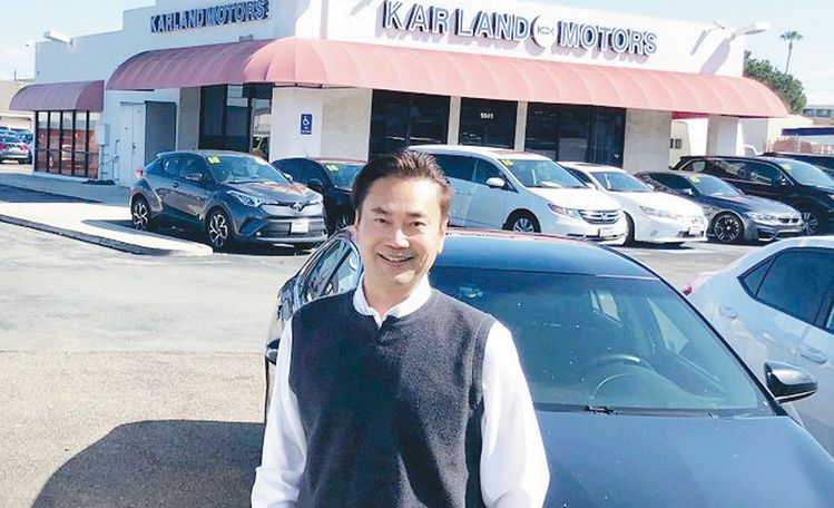가든그로브의 카랜드 자동차 홍영의 대표. [카랜드 자동차 제공]