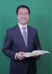 이충환 목사 