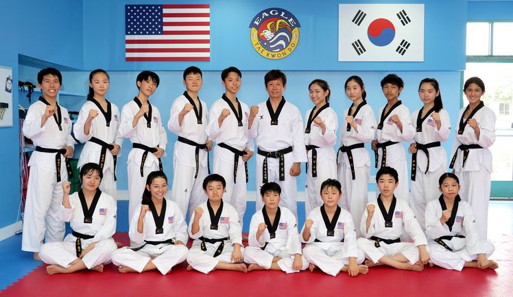 태권도 품새 국가대표 선수를 다수 배출한 이글태권도팀.