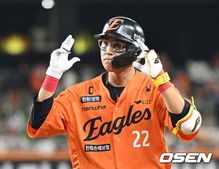 채은성 경기 모습