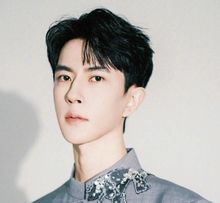 中유명배우, 건물서 추락사…새벽 침실 들어간 뒤 무슨일이
