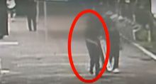 대학생 친딸 폭행 뒤 뜨거운 물 부었다…40대 女가수 정체는