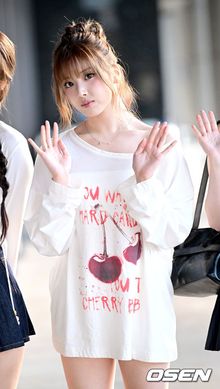 두산-SSG전 시구 관련 이미지