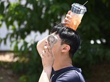 “커피 마신만큼 물 마셔라?” 탈수 부른다는 커피 대반전