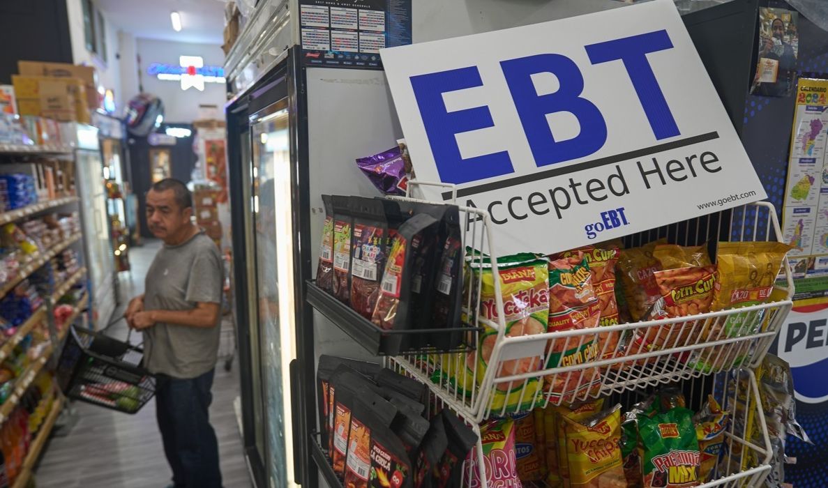 美 '최장 셧다운' 앞두고 저소득 4천200만명 '밥상 민심' 변수로