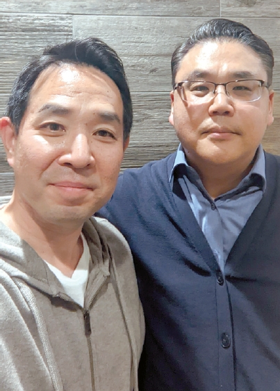 JC브릿지미니스트리의 송정훈 대표와 강사로 나서는 앤디 김(왼쪽) 목사.