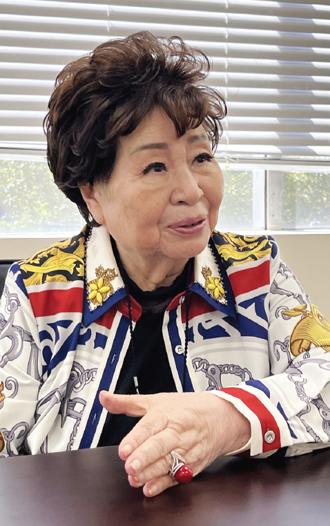 서정자 라디오한국 대표가 방송을 한인 사회와 소통하는 창구로 삼아온 철학을 밝히며 같은 뜻을 이어갈 후계자를 찾고 있다고 설명했다. 김경준