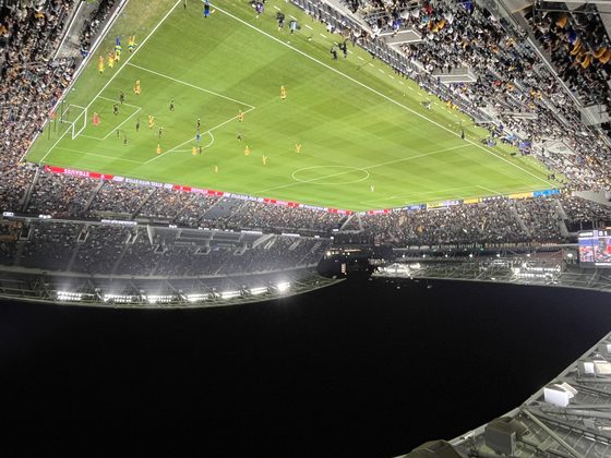 LAFC와 티그레스 UANL의 경기가 펼쳐지고 있는 BMO 스타디움 전경.