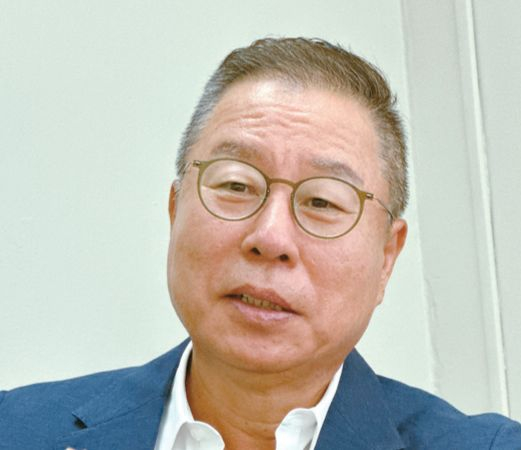 최형기 감미옥 대표가 지난 21일 본지와 인터뷰에서 감미옥의 미래 청사진을 설명하고 있다. 김상진 기자 