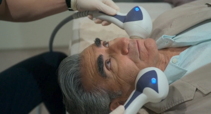 Eugene Levy Experiences Korean Lifting Treatment on Apple TV+’s The Reluctant Traveler