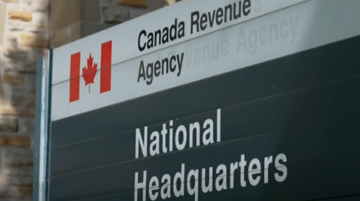 캐나다 국세청(Canada Revenue Agency)이 민원 전화 응답률 개선 목표를 빠르게 달성하며 성과를 내고 있다. [CTV News 공식 유튜브]