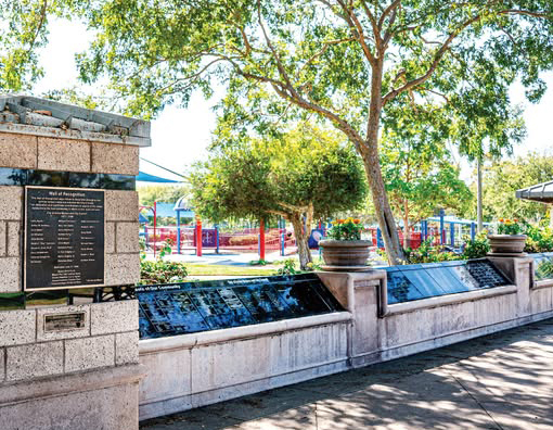 어바인 영예의 벽