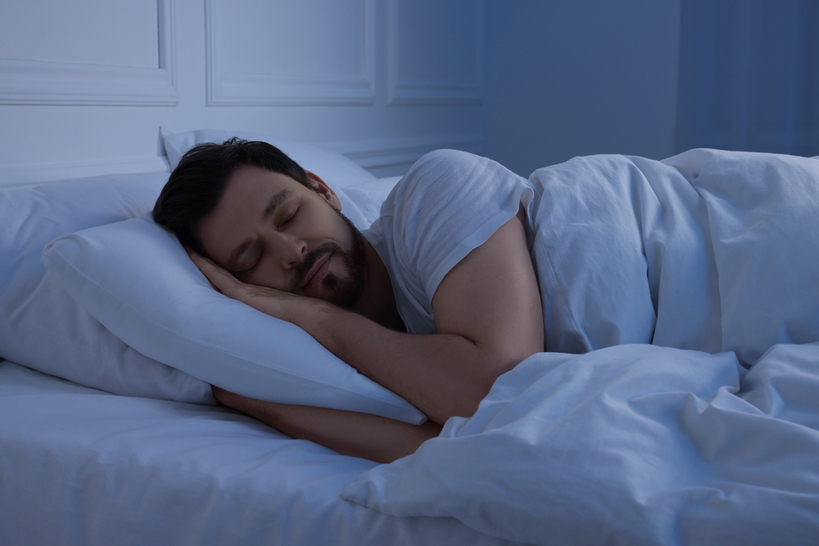 해가 짧아지고 밤이 길어지면서 수면 리듬 파괴, 피로감, 계절성 우울증(SAD) 등이 급증한다. [출처 셔터스톡]