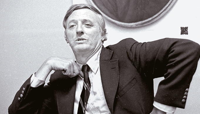 부유한 가정에서 태어난 윌리엄 F 버클리는 보수주의자인 부친에게서 자유방임 경제, 고립주의 외교의 신념을 물려받았다. [중앙포토]