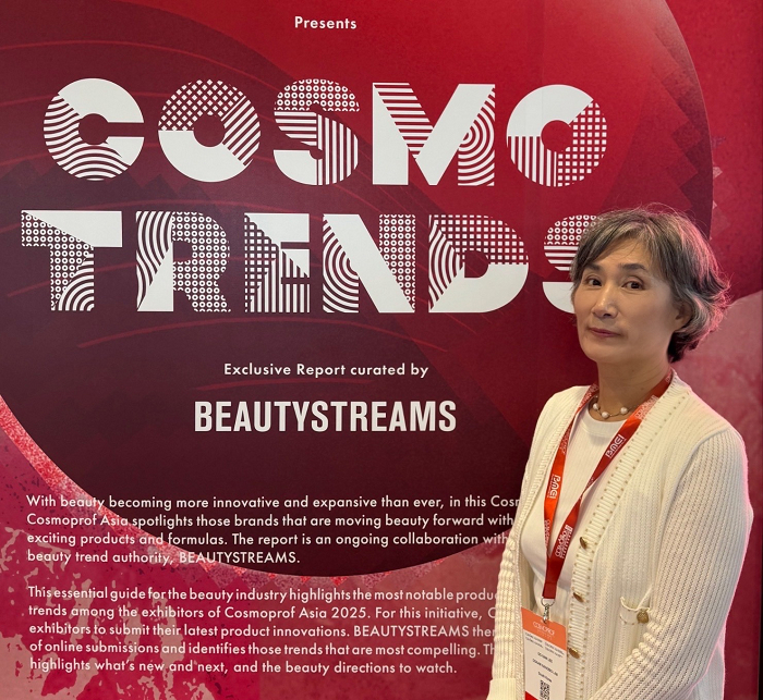 [Cosmoprof Asia 2025를 참관하는 도남나노바이오랩 이도남 대표]
