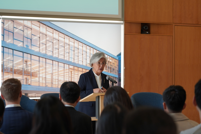 강경화 주미대사가 조지아텍 주최 토론회에서 인사말을 전하고 있다. 장채원 기자