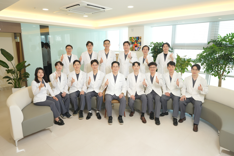 곧바로병원 의료진. [메디컬아시아운영위원회]
