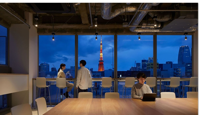 나인아워즈 라운지 공간