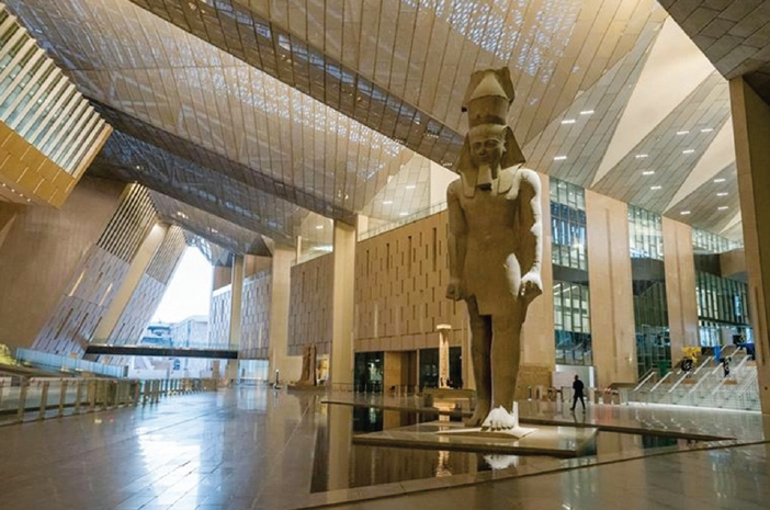 춘추여행사나일강 크루즈 항해와 이집트 대박물관 관람을 함께 담아낸 일정이 이집트 일주의 핵심을 보여준다.  [춘추여행사 제공]