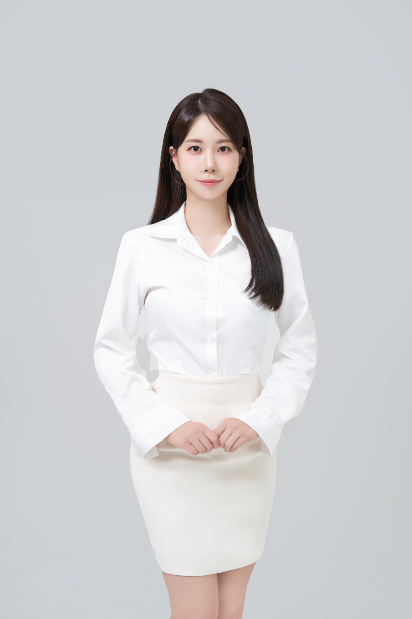 [5대 경제채널 출신 앵커 '욍커' ]