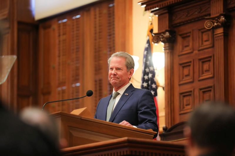 15일 오전 주청사에서 켐프 주지사가 임기 마지막 주정 연설을 전하고 있다. [페이스북 캡처]