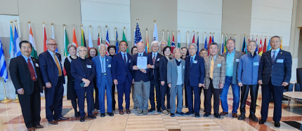 오로라시는 지난 21일 시청에서 미주 한인의 날 선포식을 가졌다. 이날 선포식에는 한인 인사들이 자리를 함께했다. 