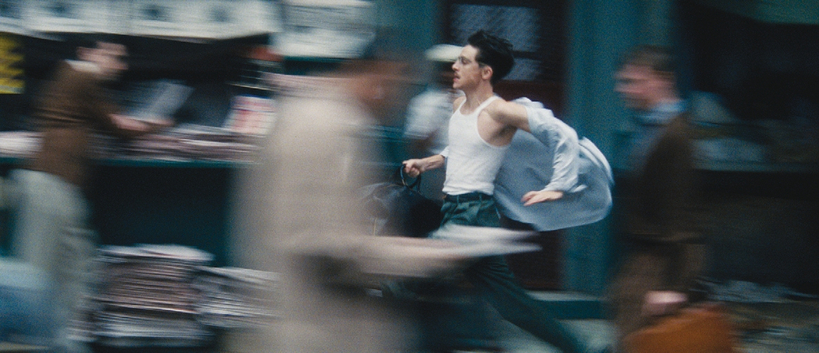 티모시 샬라메는 이미 2026년 골든 글로브 시상식에서 남우주연상(뮤지컬·코미디 부문)을 수상했고 오는 3월에 열리는 아카데미상 남우주연상도 그의 차지가 될 가능성이 높다. [A24]